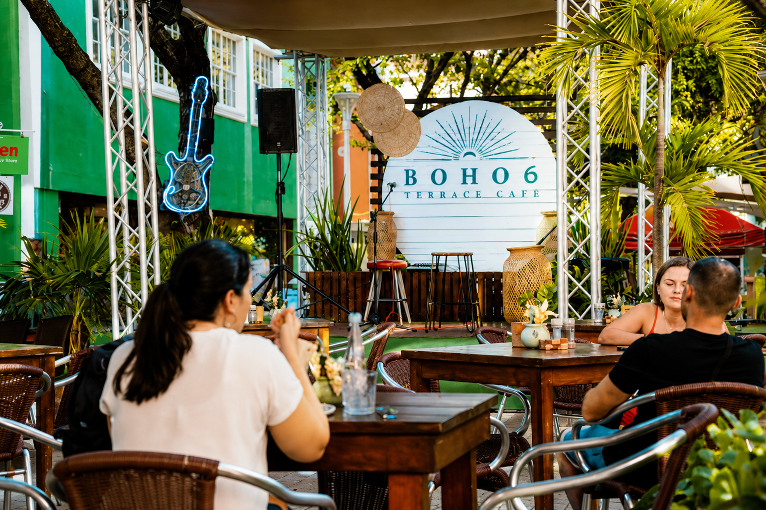 BOHO6 terrace by day