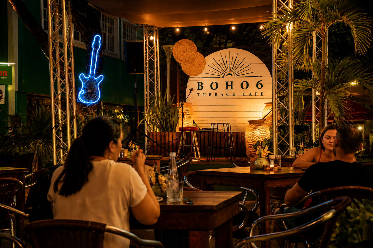 BOHO6 terrace by night